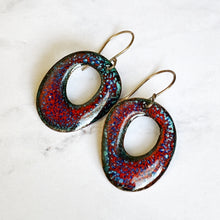 Load image into Gallery viewer, enamel circle earrings crackle red blue